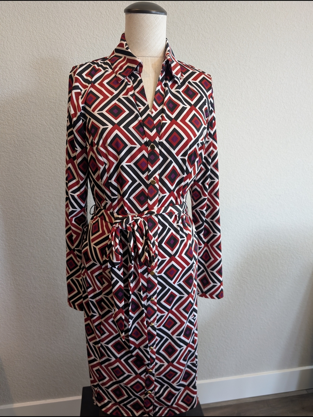 INC Lightweight fabric Sz M Geometric Print Shirt Dress in Red and Black